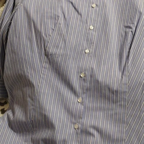 Riders by Lee, women's casual cotton button down blouses. Being sold as a Group - Picture 5 of 6